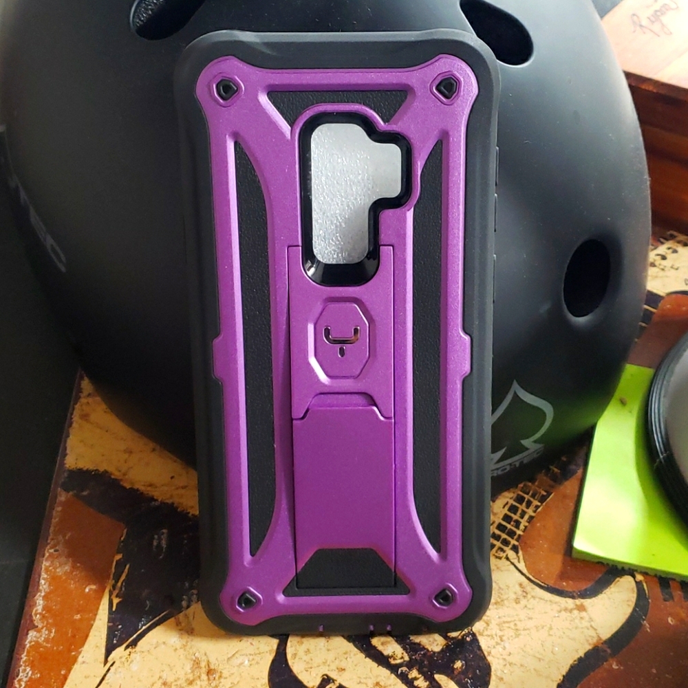 Galaxy S9 Plus kickstand Case